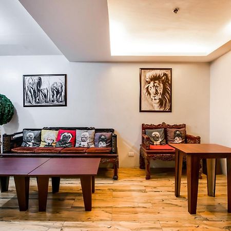 Oyo 136 Regal Residences Quezon City Eksteriør billede